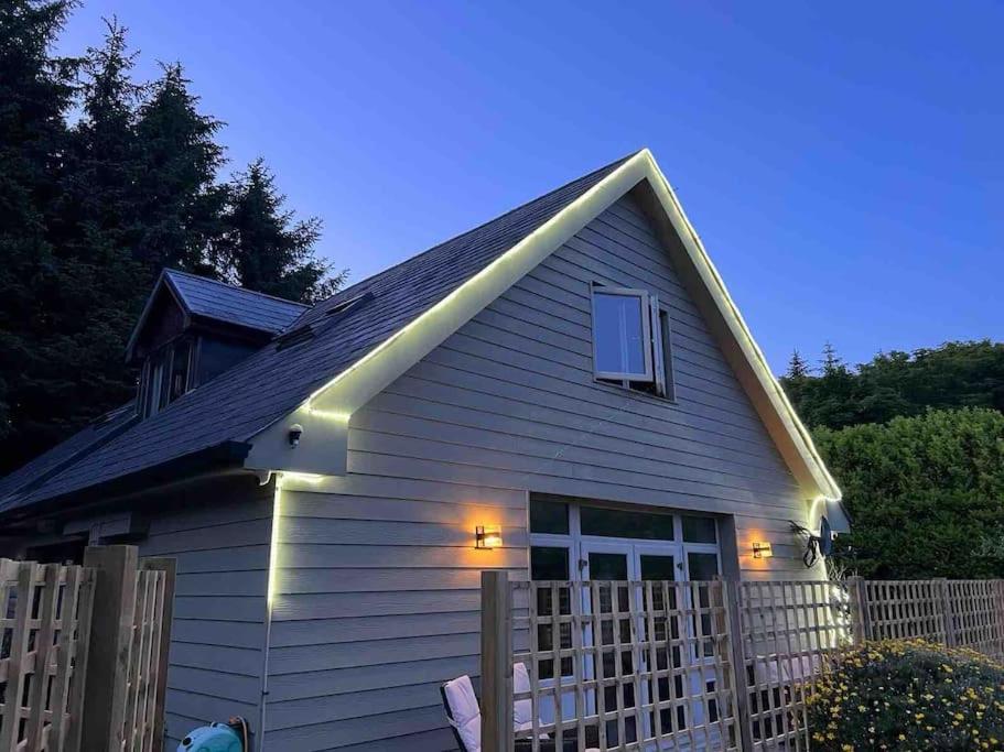 The Bird House - Coastal Lodge In Lovely Forest Setting Nr. Kinsale Корк Екстер'єр фото