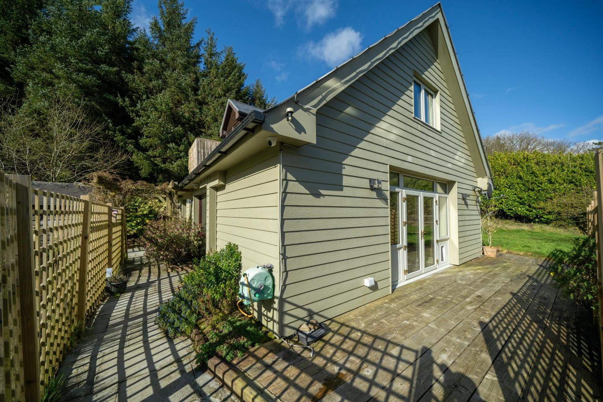 The Bird House - Coastal Lodge In Lovely Forest Setting Nr. Kinsale Корк Екстер'єр фото